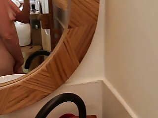 Hot Mom is taking videos..
