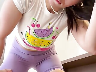 Busty substructure plug teen..