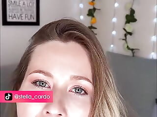 Looker Masturbates in POV in..