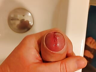 Which woman would like to..