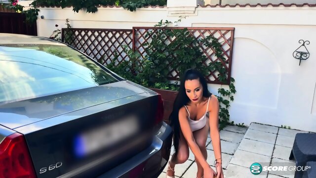 Helen Star: Workin' At The Car